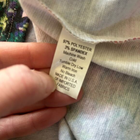 Y2k landscape garden design top Size Medium - Picture 7 of 7